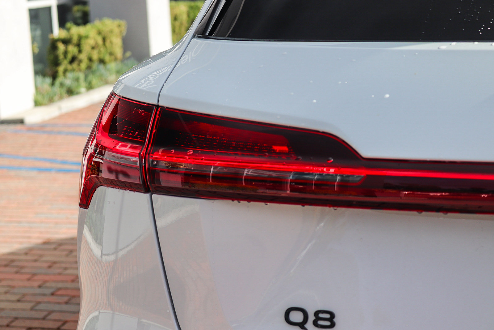 Used 2024 Audi Q8 e-tron Premium Plus AWD/4WD image 9