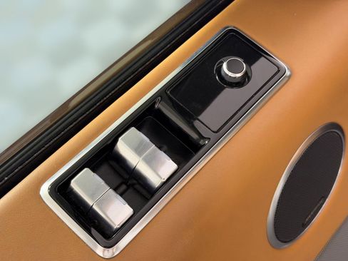 Used 2018 Land Rover Range Rover Sport Supercharged image 12