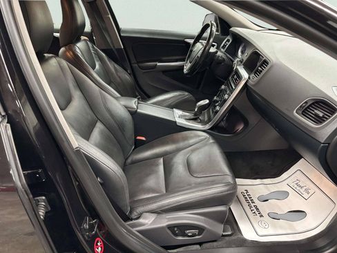 Used 2013 Volvo S60 T5 FWD image 22