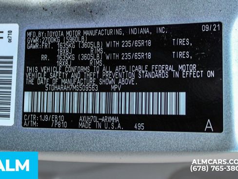 Used 2021 Toyota Highlander XLE image 44