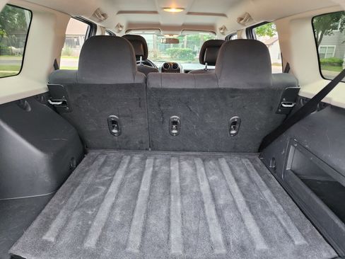 Used 2015 Jeep Patriot Sport w/ Power Value Group FWD image 9