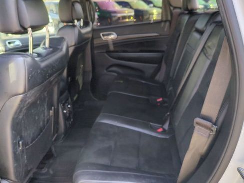Used 2017 Jeep Grand Cherokee Altitude image 26