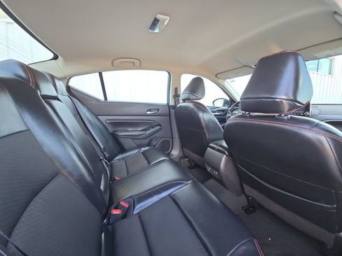 Used 2024 Nissan Altima 2.5 SR FWD image 27