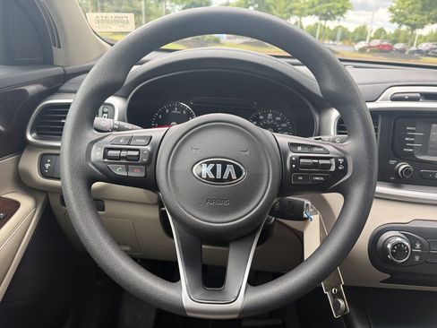Used 2016 Kia Sorento LX AWD/4WD image 19