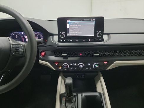 Certified 2023 Honda Accord EX image 20