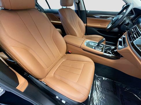 Used 2019 BMW 740i 740i image 15