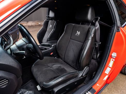 Used 2016 Dodge Challenger R/T Scat Pack image 24