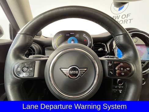 Used 2024 MINI Cooper SE image 8