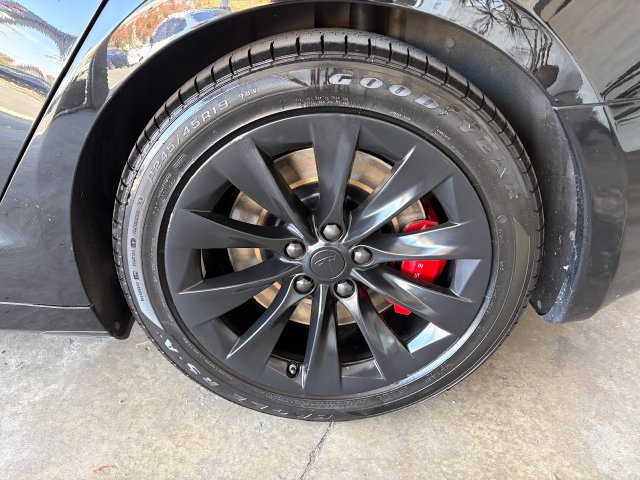 Used 2017 Tesla Model S 75 RWD image 7