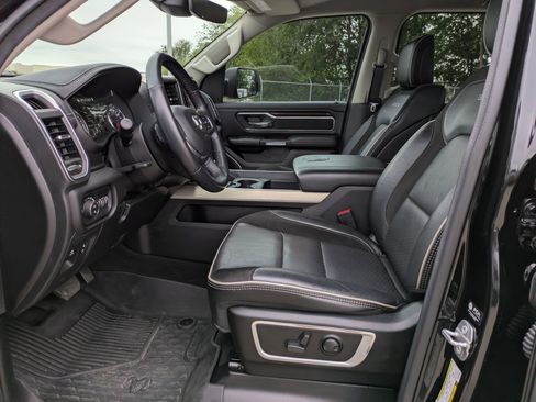 Used 2022 RAM 1500 Laramie w/ Laramie Southwest Edition RWD image 9