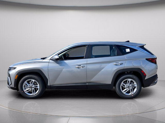 New 2026 Hyundai Tucson SE FWD image 2