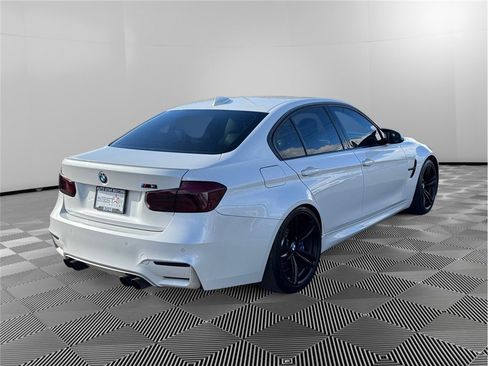Used 2017 BMW M3 image 4