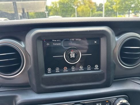 Used 2023 Jeep Wrangler Sport AWD/4WD image 19