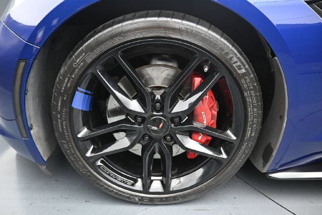 Used 2016 Chevrolet Corvette Stingray Coupe w/ 2LT Preferred Equipment Group RWD image 11
