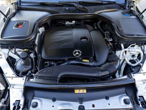 Used 2020 Mercedes-Benz GLC 300 image 38