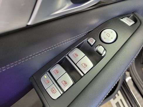 Used 2024 BMW X7 xDrive40i AWD/4WD image 25