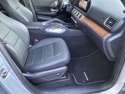 Certified 2025 Mercedes-Benz GLS 450 4MATIC image 52