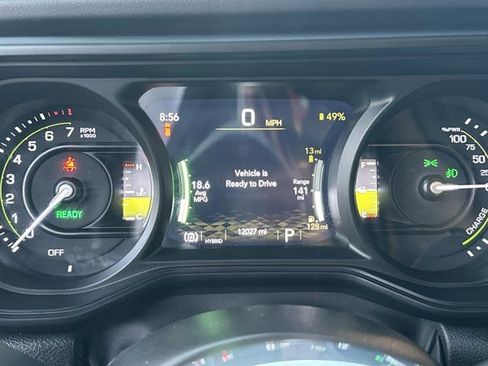 Certified 2025 Jeep Wrangler Unlimited Sahara w/ Safety Group image 27