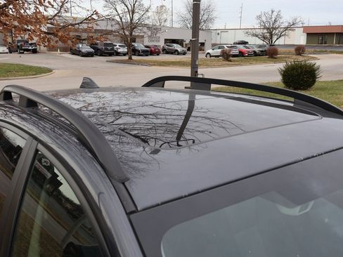 Used 2023 Subaru Crosstrek 2.0i Premium image 8