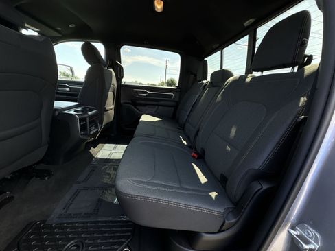 Used 2022 RAM 1500 Big Horn AWD/4WD image 25