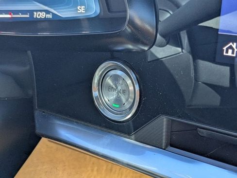 Used 2023 Chevrolet Corvette Stingray Premium Conv w/ Z51 Performance Package image 24