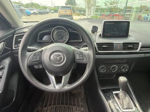 Used 2016 MAZDA MAZDA3 i Sport w/ Preferred Equipment Package FWD image 8