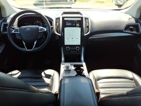 Certified 2024 Ford Edge SEL AWD/4WD image 12
