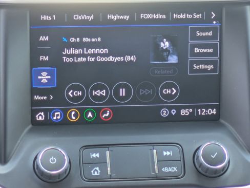 Used 2023 GMC Acadia SLT w/ LPO, Floor Liner Package FWD image 20