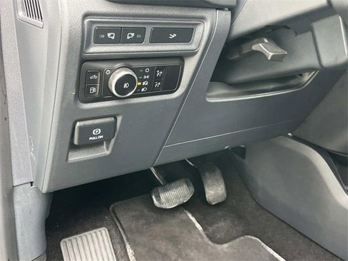 Used 2024 Ford F150 XLT w/ Equipment Group 302A MID image 30