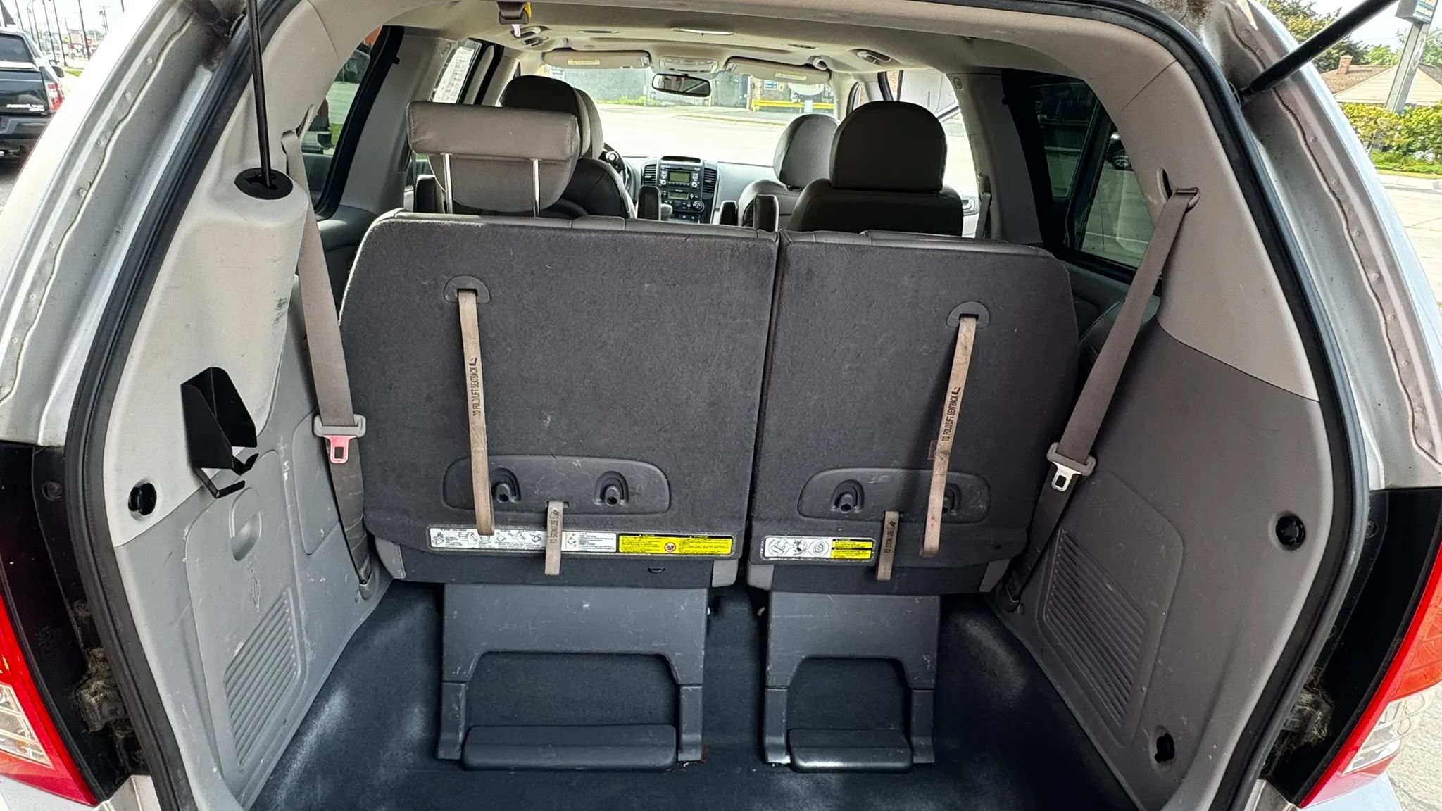 Used 2012 Kia Sedona EX w/ Luxury Pkg FWD image 20