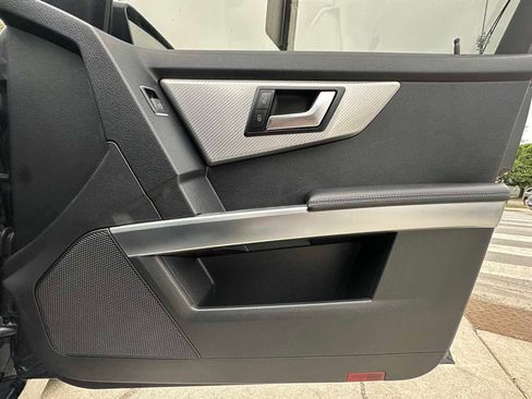 Used 2015 Mercedes-Benz GLK 350 4MATIC image 20