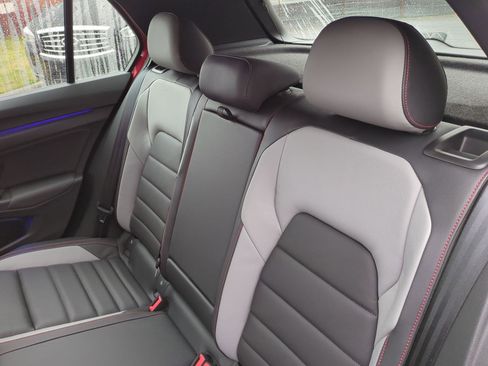 Used 2024 Volkswagen GTI Autobahn image 31