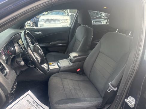 Used 2011 Dodge Charger SE w/ Connectivity Group image 26