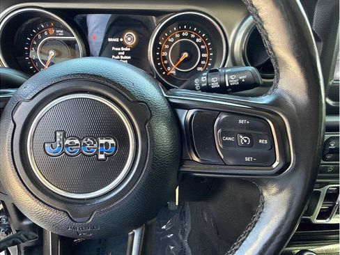 Used 2018 Jeep Wrangler Unlimited Sport S AWD/4WD image 34