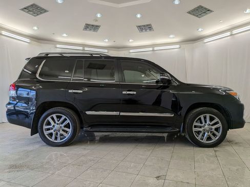 Used 2015 Lexus LX 570 4WD image 11