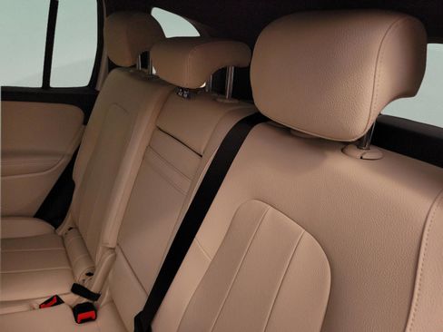 Certified 2026 Mercedes-Benz GLB 250 image 20