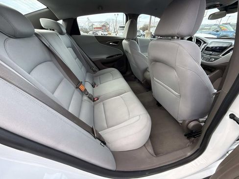 Certified 2023 Chevrolet Malibu LS image 19