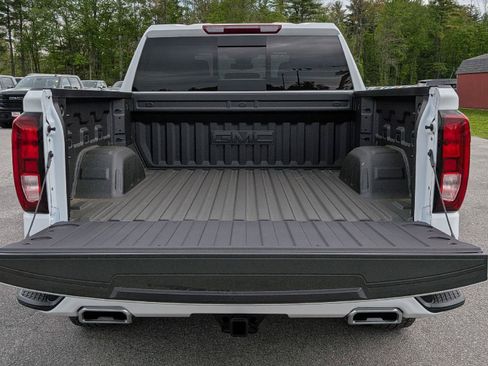 New 2026 GMC Sierra 1500 Elevation w/ Elevation Premium Package AWD/4WD image 10