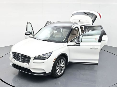 Used 2022 Lincoln Corsair AWD w/ Premium Package image 51