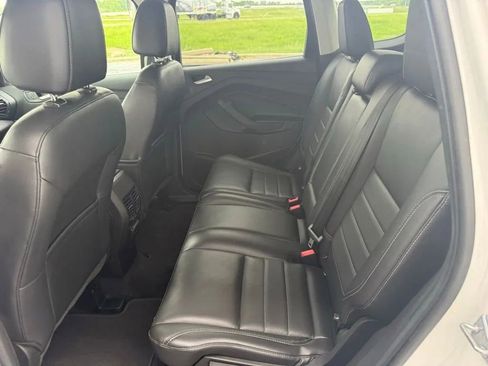 Used 2016 Ford Escape Titanium FWD image 13