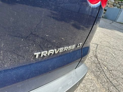 Used 2011 Chevrolet Traverse LT w/ Personal Connectivity Package AWD/4WD image 24