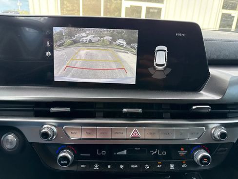 Used 2025 Kia Telluride S FWD image 25
