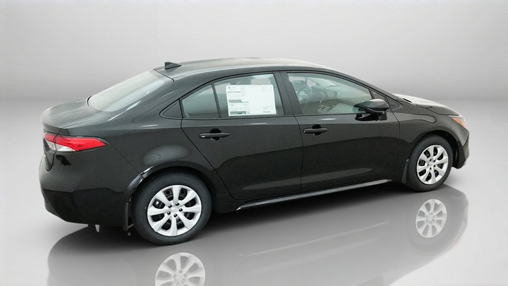 New 2027 Toyota Corolla LE FWD image 8