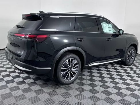 Certified 2026 INFINITI QX60 Luxe w/ Cargo Package FWD image 7