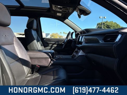 Used 2023 GMC Yukon Denali image 24