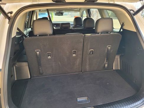Used 2025 Kia Telluride EX image 31