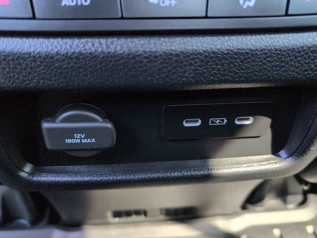 Used 2025 Honda Ridgeline Black Edition image 35