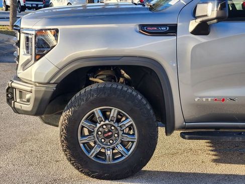 Used 2025 GMC Sierra 1500 AT4X AWD/4WD image 5