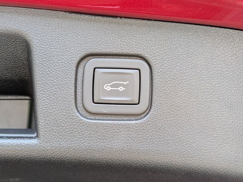 Used 2024 Chevrolet Blazer EV RS AWD/4WD image 19