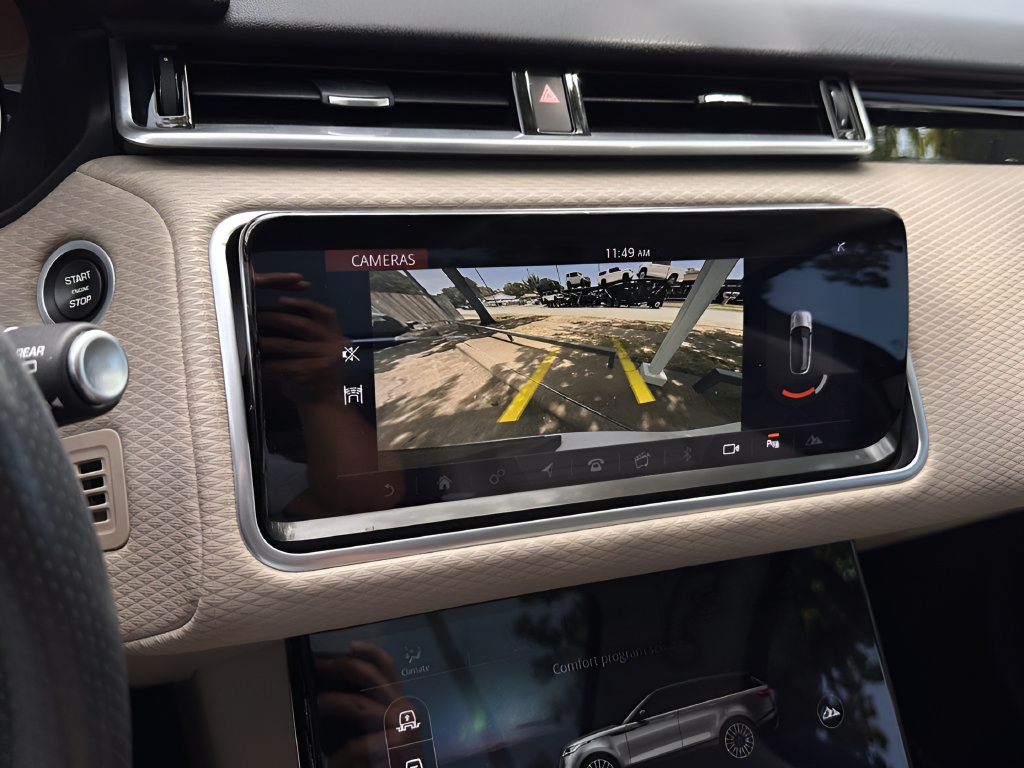 Used 2019 Land Rover Range Rover Velar S AWD/4WD image 8